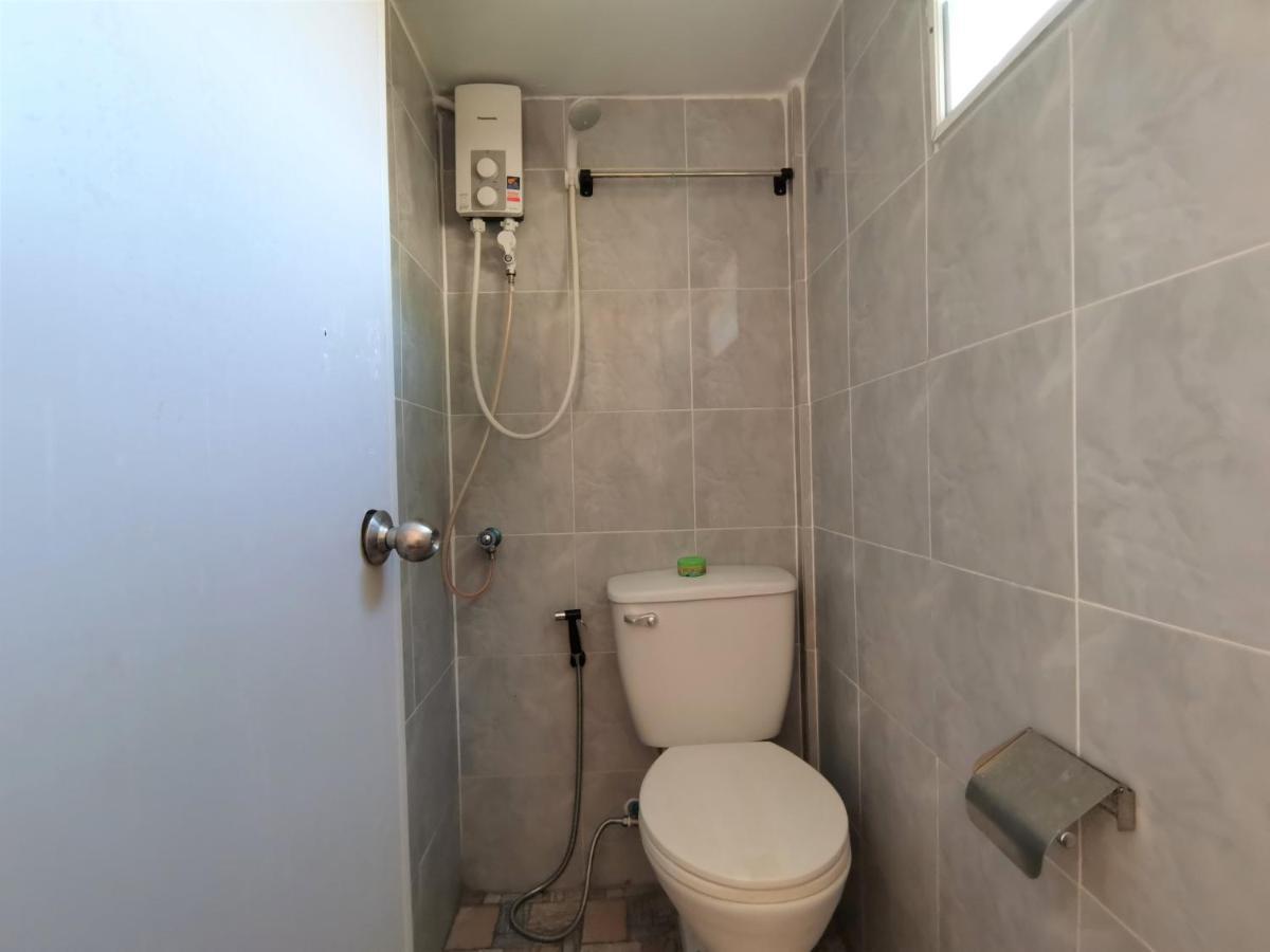 Phuhaya Bamboo Bungalows Ko Lanta Екстериор снимка
