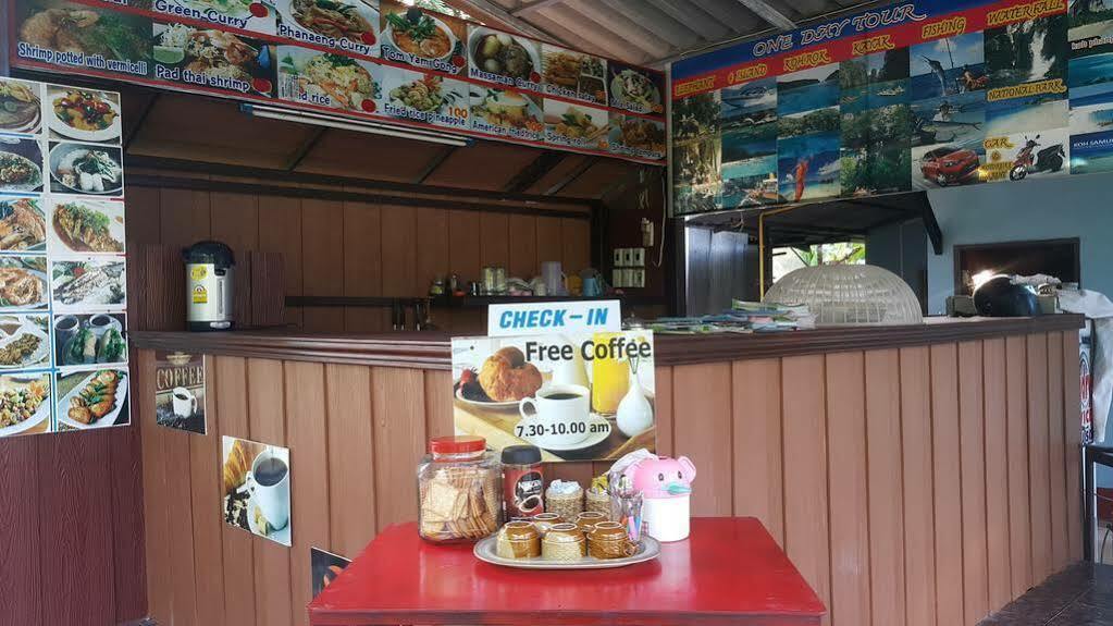 Phuhaya Bamboo Bungalows Ko Lanta Екстериор снимка